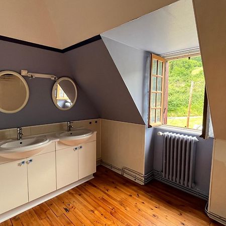 Gite-Auberge Du Pont De Lanau Neuveglise Ngoại thất bức ảnh