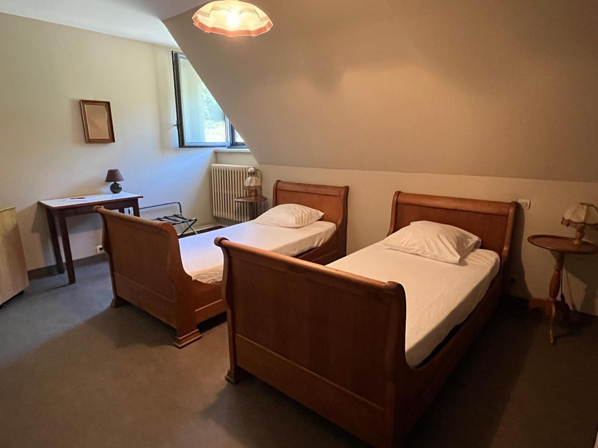 Gite-Auberge Du Pont De Lanau Neuveglise Ngoại thất bức ảnh