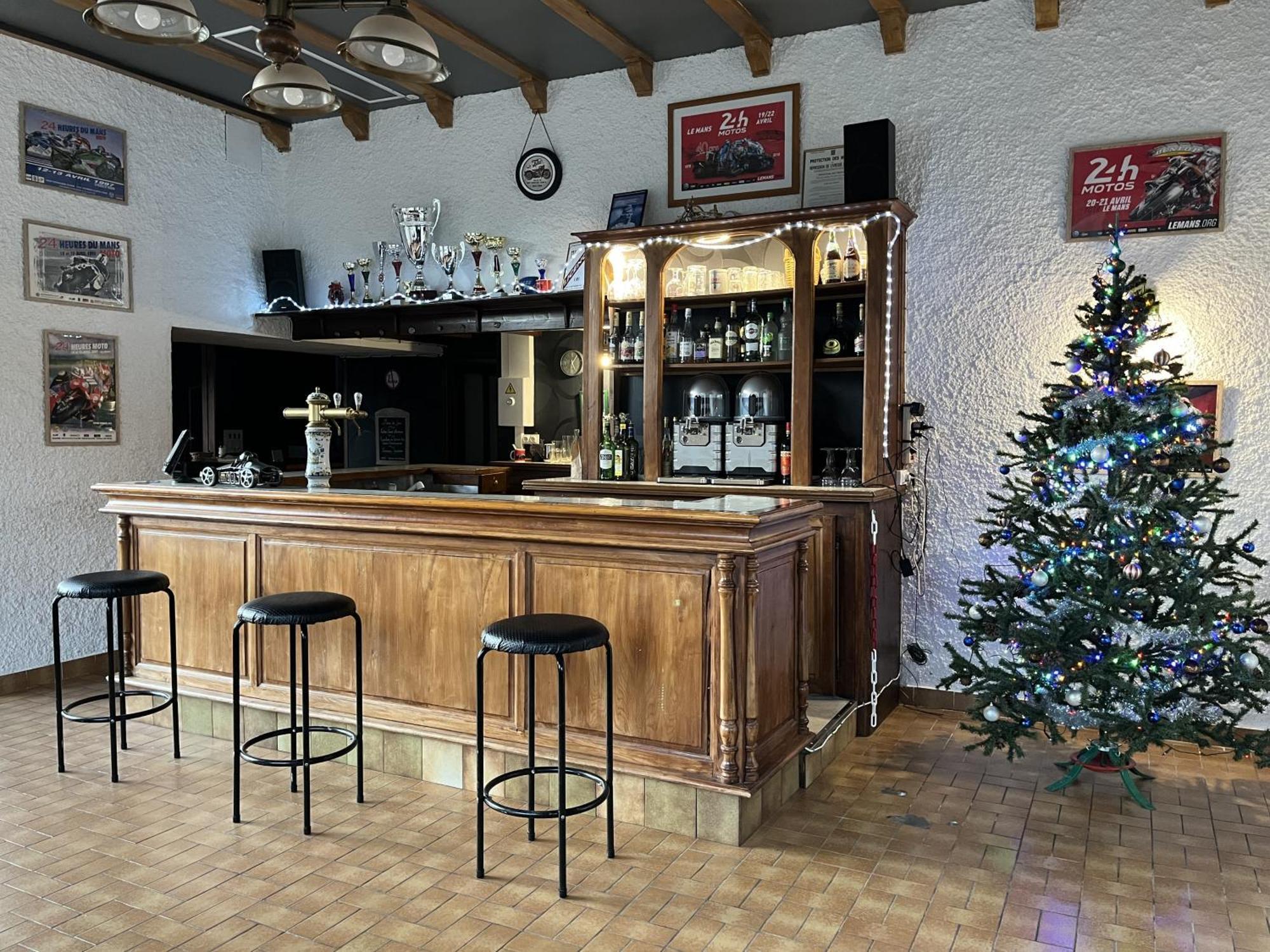 Gite-Auberge Du Pont De Lanau Neuveglise Ngoại thất bức ảnh